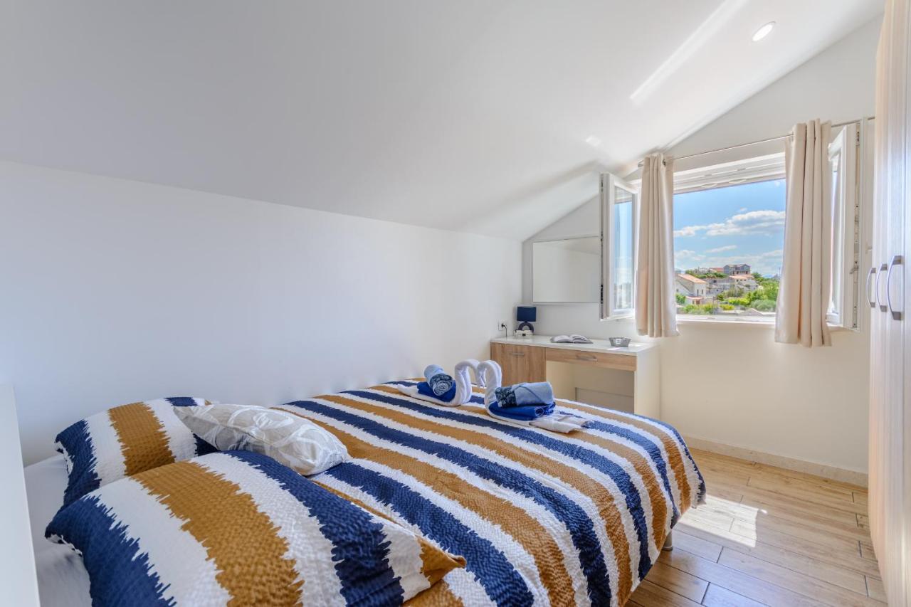 Apartment Darka 1 Sumartin Eksteriør bilde